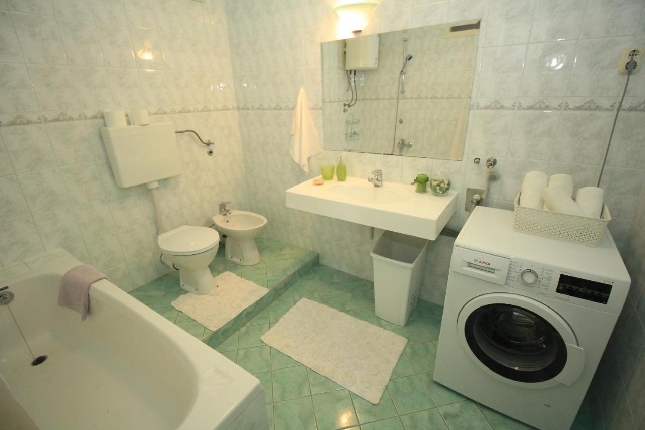Apartman Lavender Kaštela Εξωτερικό φωτογραφία